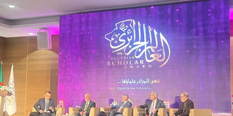 وسام العالم الجزائري